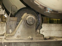 Smarowanie powierzchni podparcia rolek pieca obrotowego